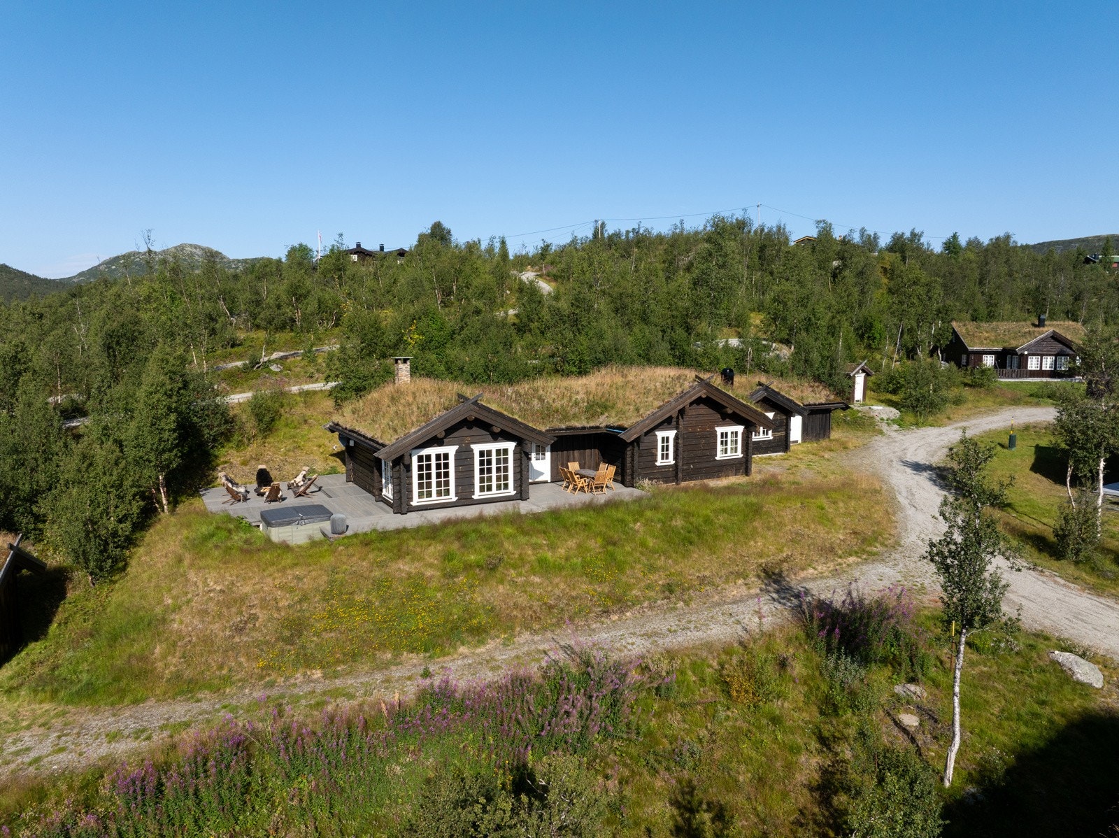 Hytten har solrik beliggenhet Galleribilde