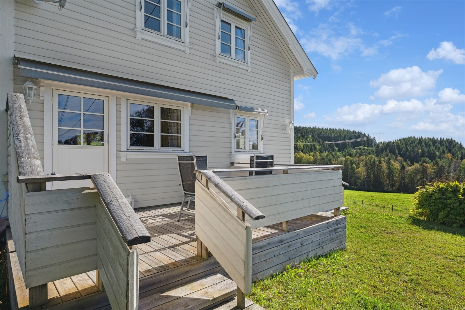 Et uterom som forlenger sommeren - her er det lett å trives. Galleribilde