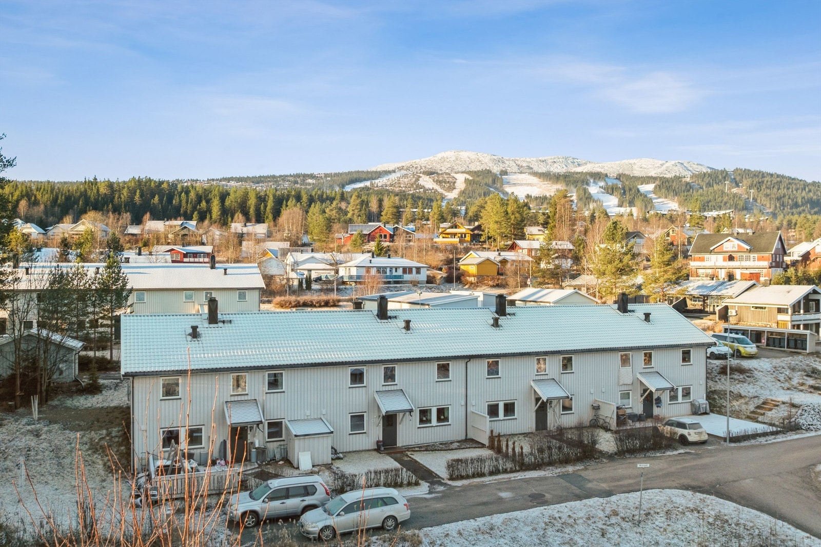 Fra eiendommen er det kort vei til Trysilfjellet med alpinanlegg, skiløyper og turstier. Galleribilde