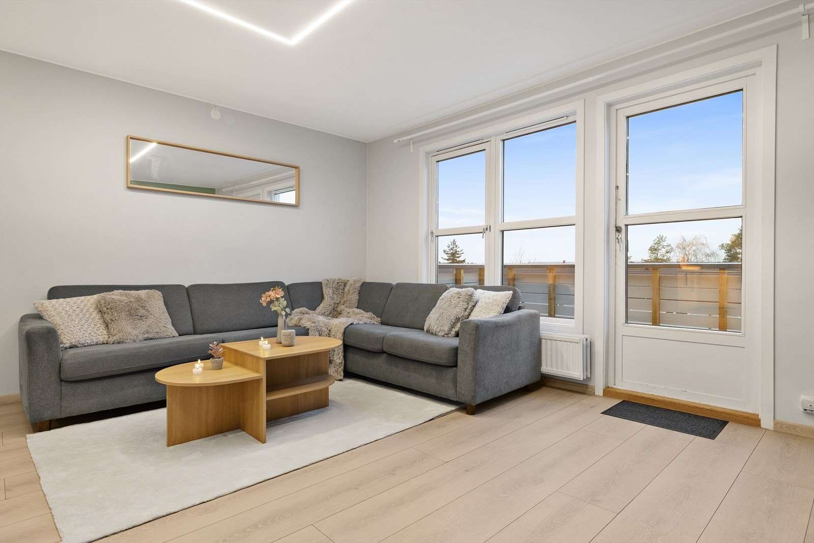 Fra stuen har man adkomst til balkongen. Galleribilde