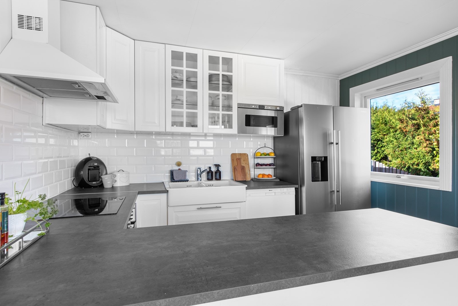 Et praktisk og godt arbeidskjøkken. Galleribilde