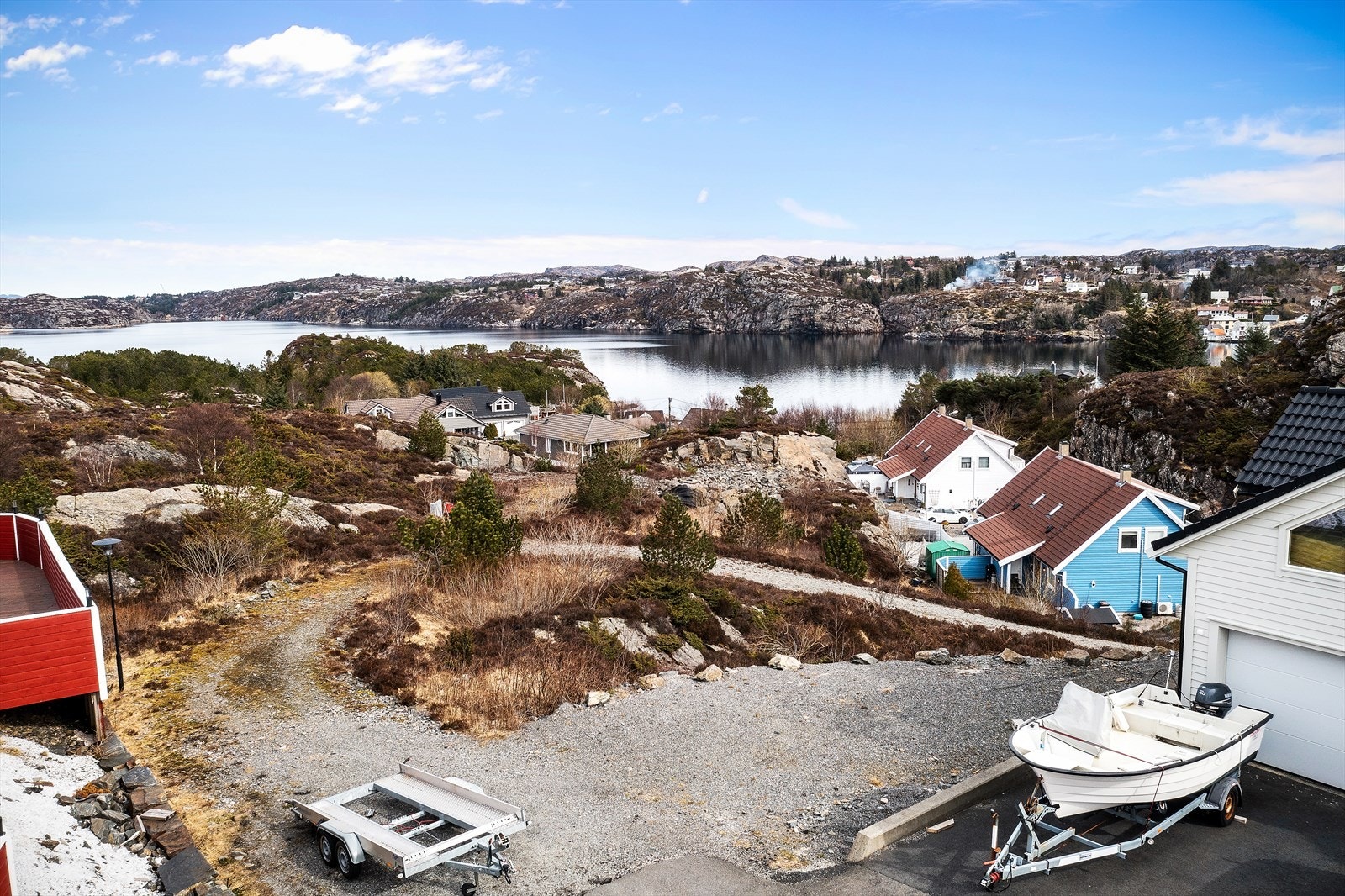 Gangavstand til sjø og flott natur. Galleribilde