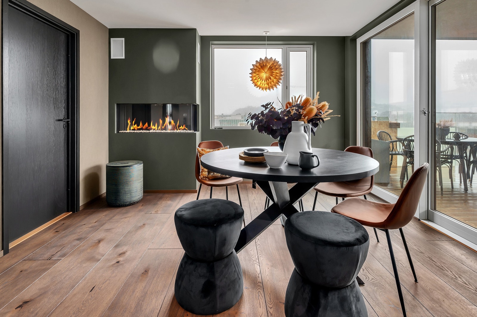 Soverom nr. 2 har inngang fra stue/kjøkken. Galleribilde