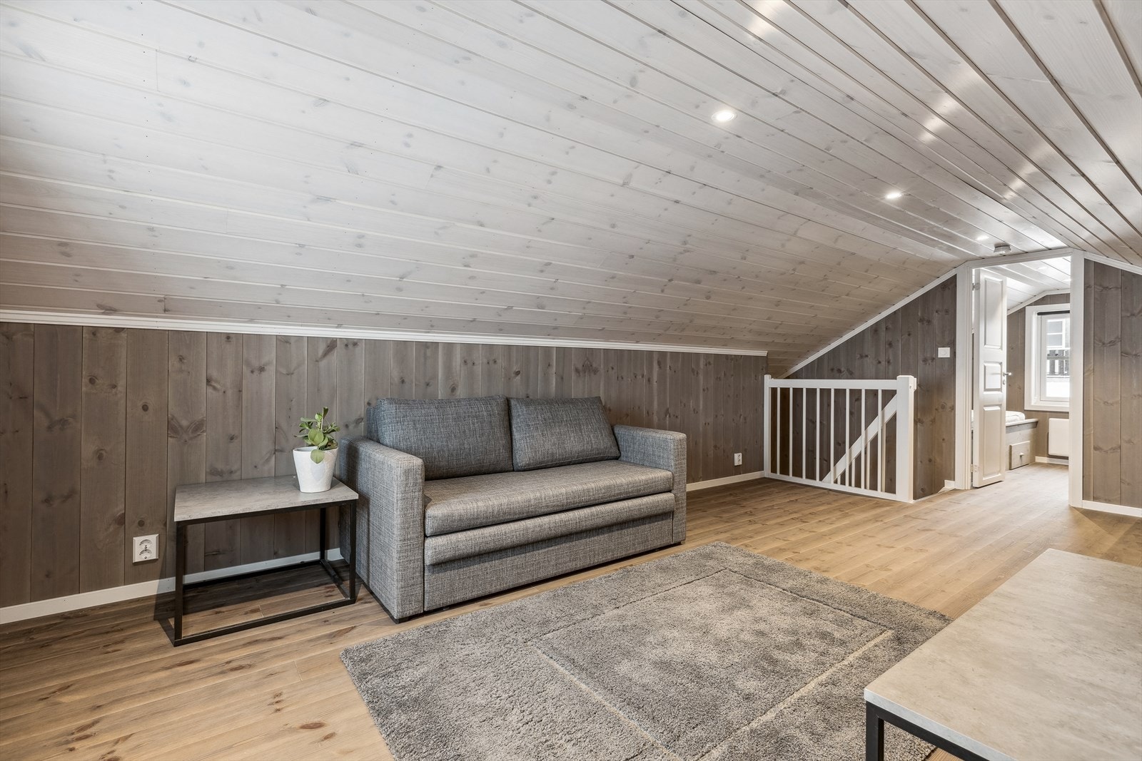 Et rom som kommer godt med når man er mange på hytta. Galleribilde