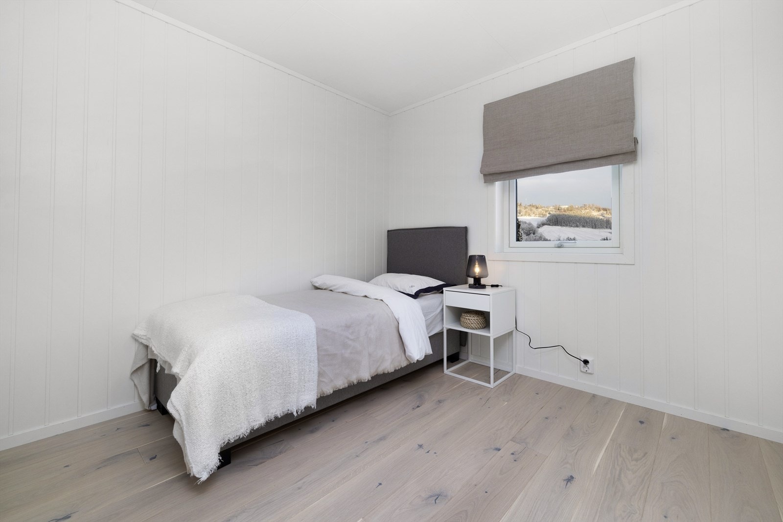 Soverom 2 (bildet er ikke fra denne leiligheten, men hentet fra en tilsvarende leilighet) Galleribilde