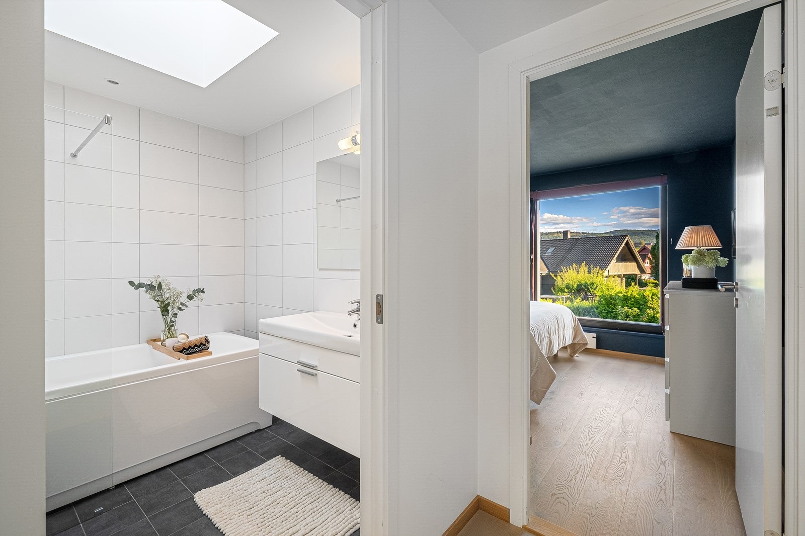 Boligen har 3 soverom i andre etasje. Galleribilde