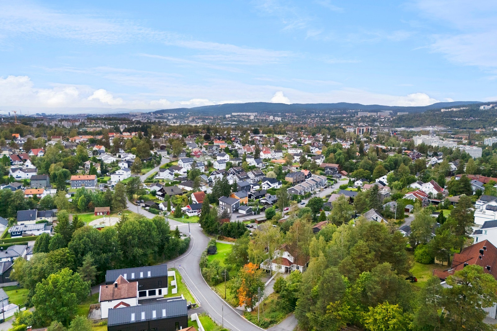 Trivelig og grønt nabolag og alle fasiliteter i nærheten. Galleribilde