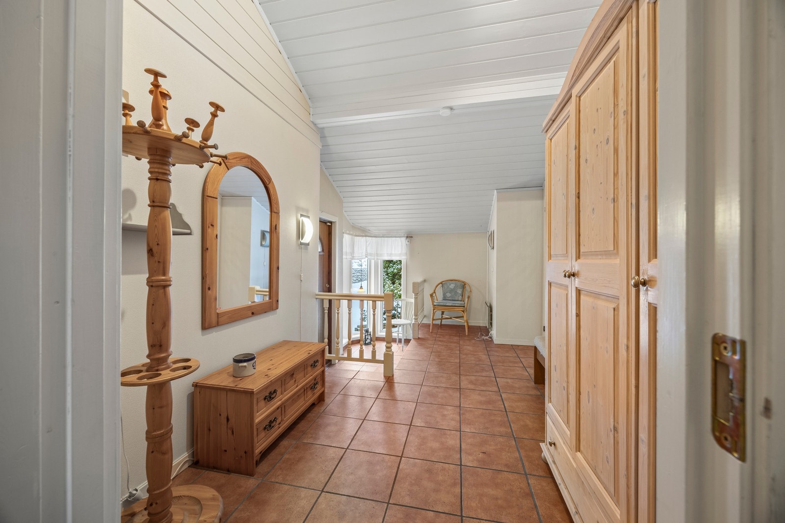 Entré - 12,5 kvm Galleribilde