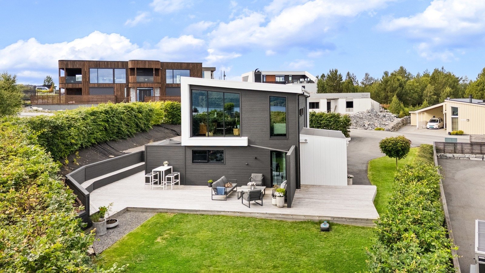 Velkommen til Nilsbakken 24 - Presentert av Proaktiv ved Julianne Sørheim. Galleribilde