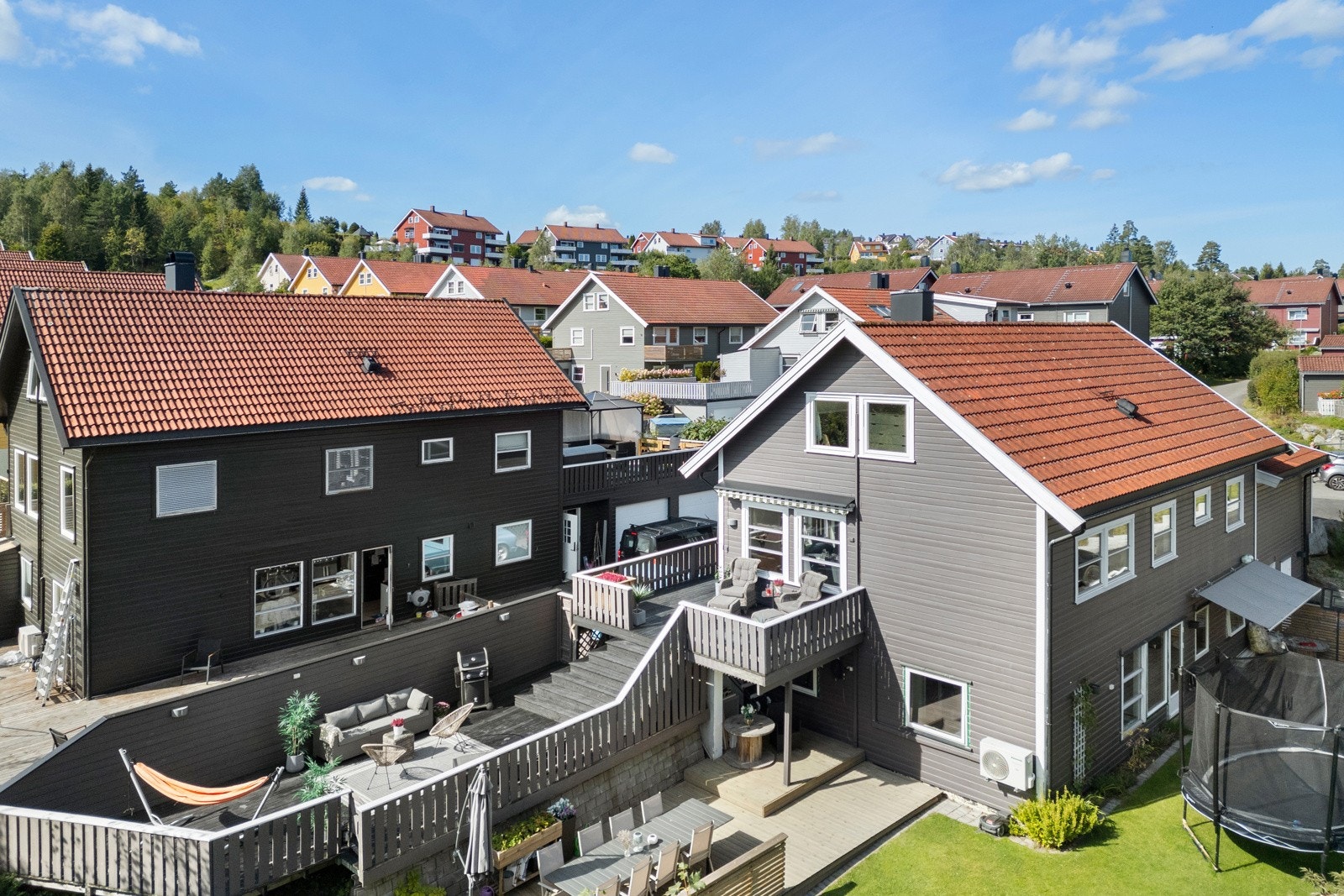 Barnevennlig beliggenhet innerst i blindvei. Galleribilde