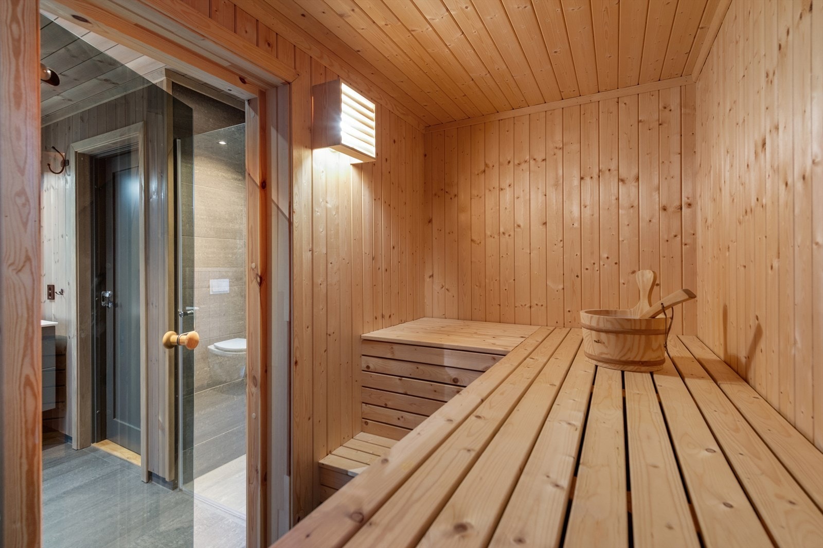 Plassbygd badstue - perfekt etter en dag i bakken. Galleribilde