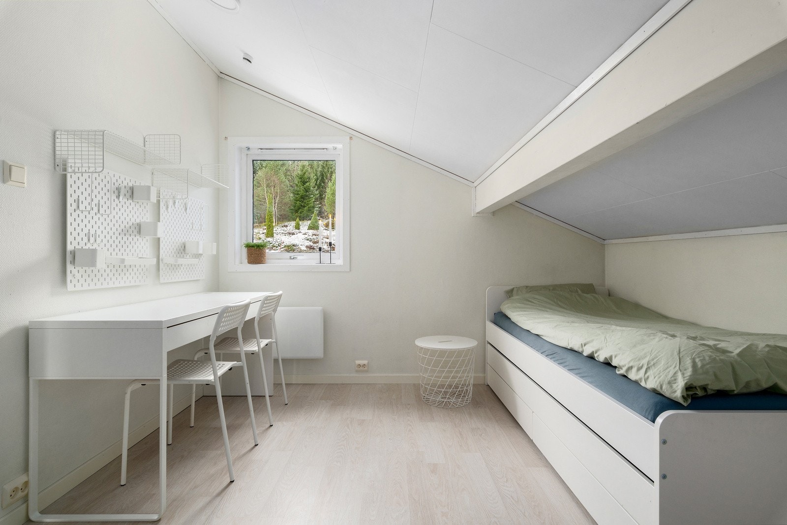 Soverom nummer tre. Galleribilde