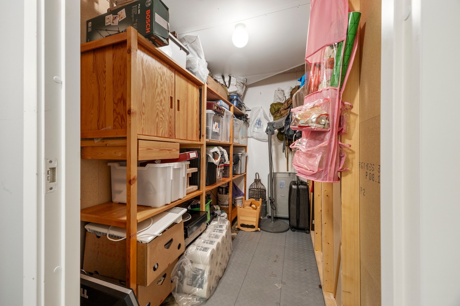 Bod i kjeller Galleribilde