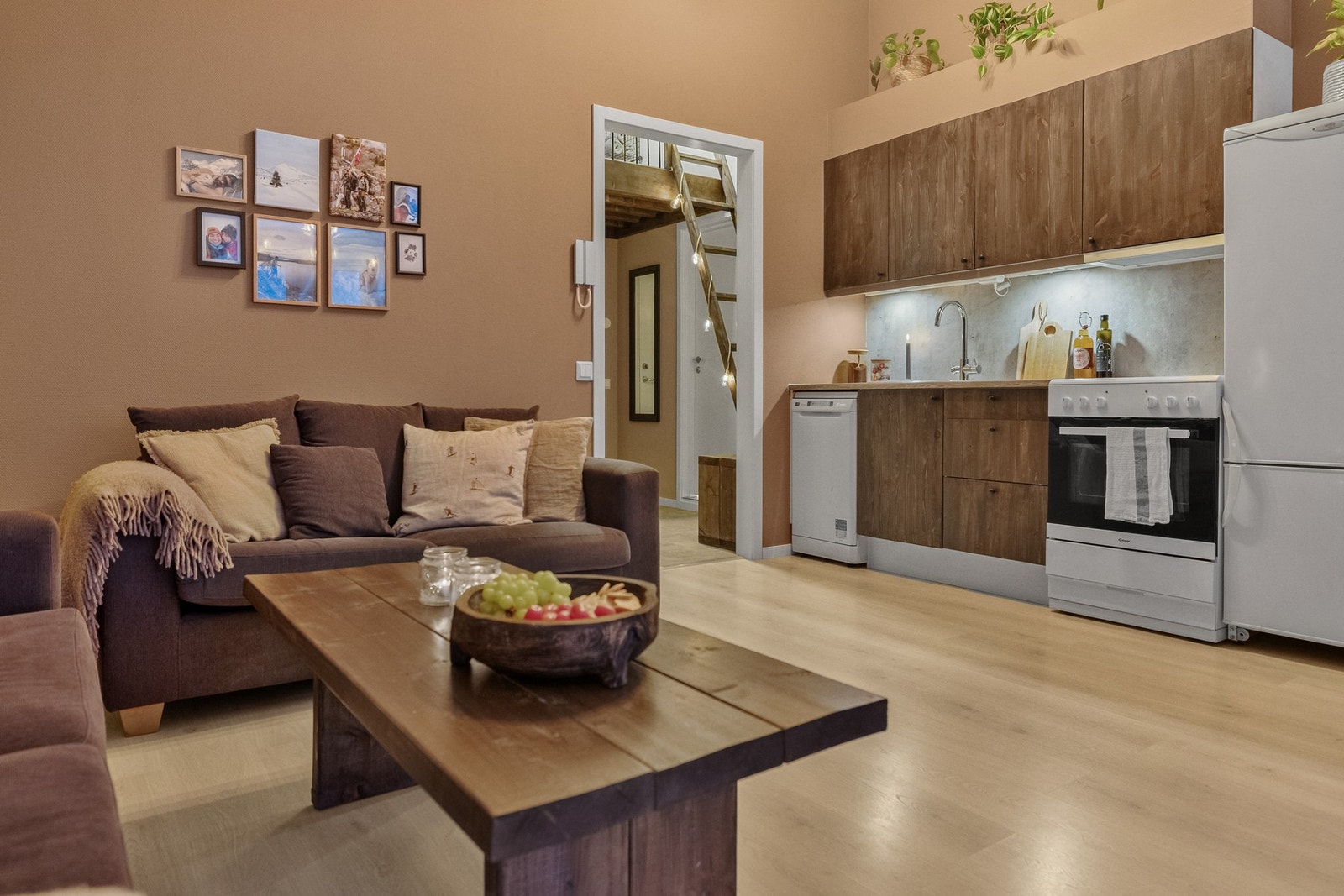 Åpen stue/kjøkken-løsning. Galleribilde