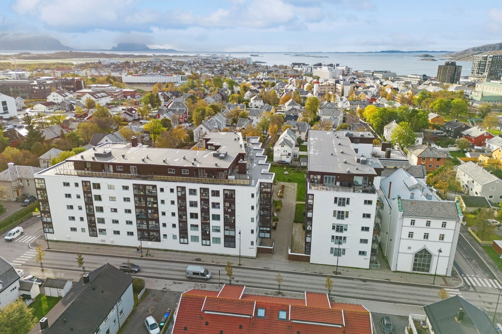 Bryggerihagen har en ettertraktet beliggenhet, like sør for sentrumskjernen med nærhet til "alt" av fasiliteter og tjenester Galleribilde