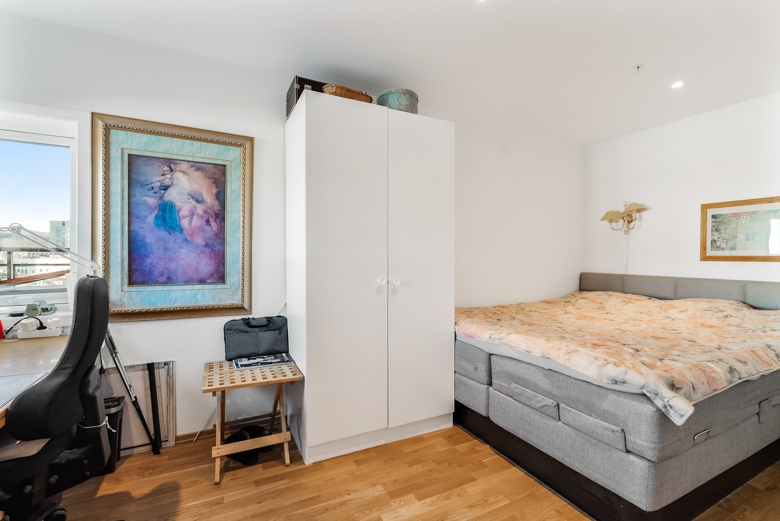 Soverom 2 er også av det romslige slaget. Galleribilde