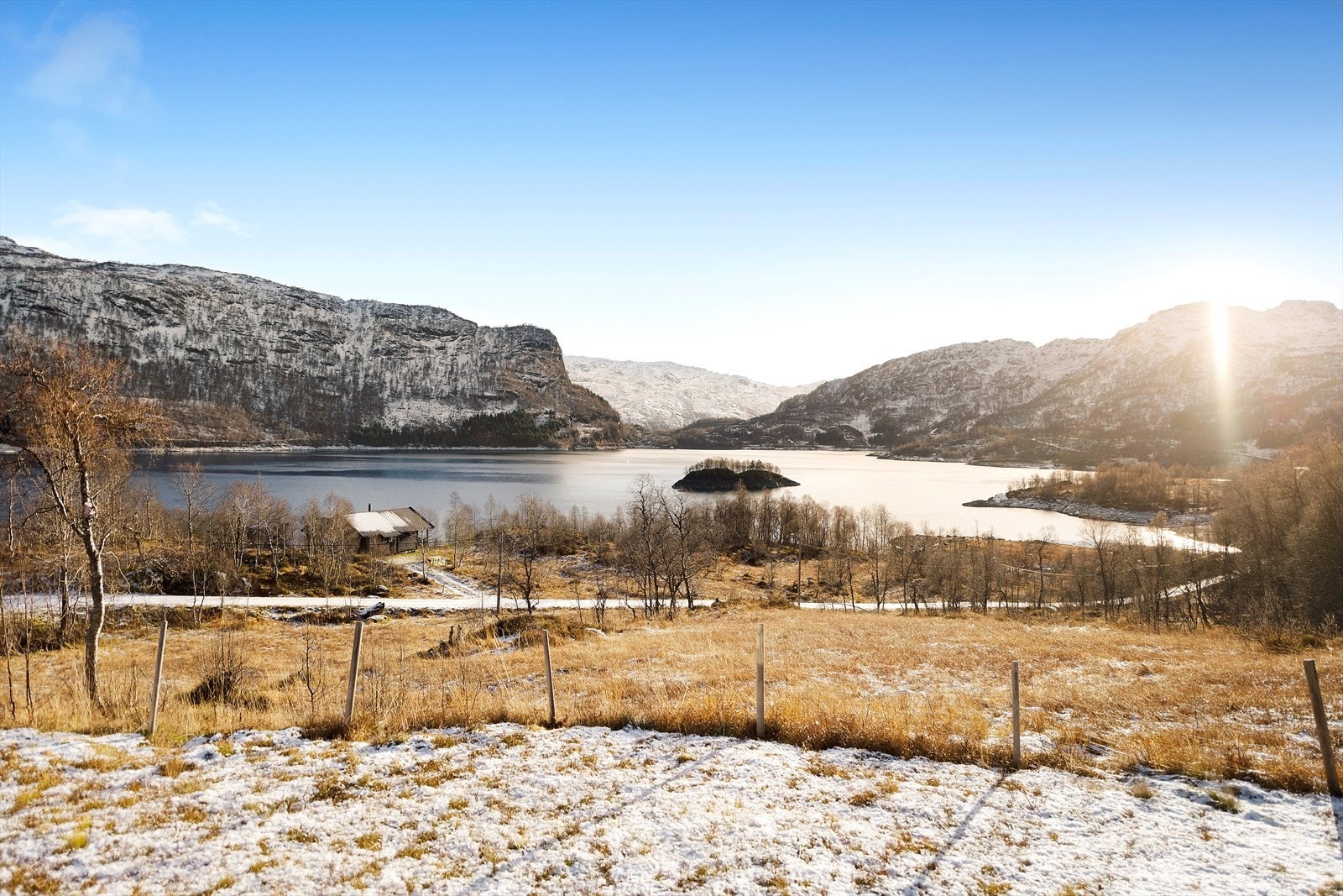 Utsikt over Slettedalsvatnet Galleribilde