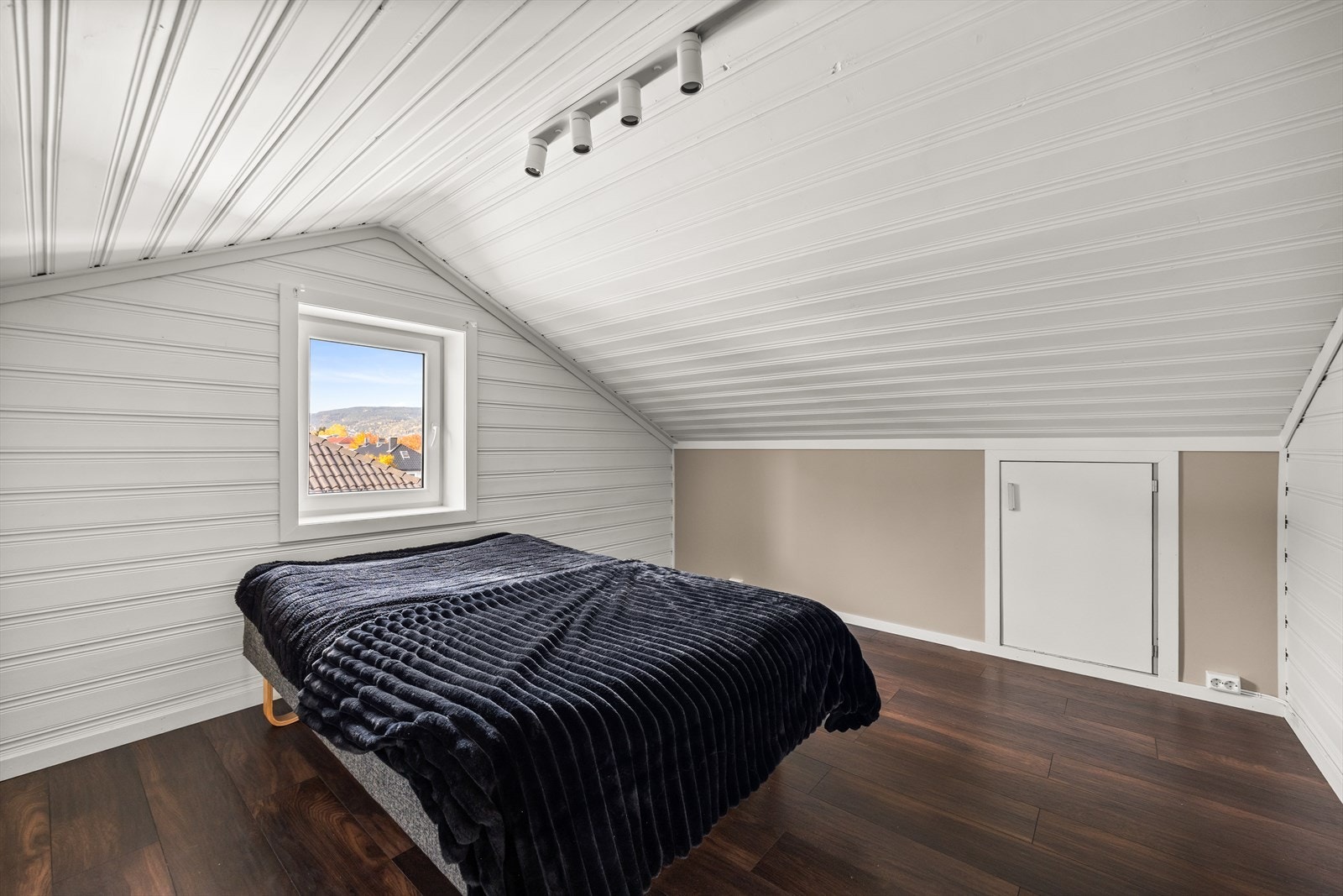 Loft (ikke bruksendret eller godkjent for varig opphold) Galleribilde