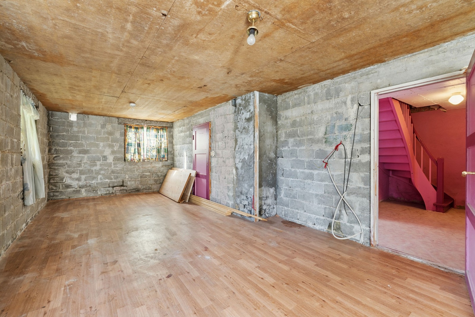 Rom med potensiale i kjeller Galleribilde