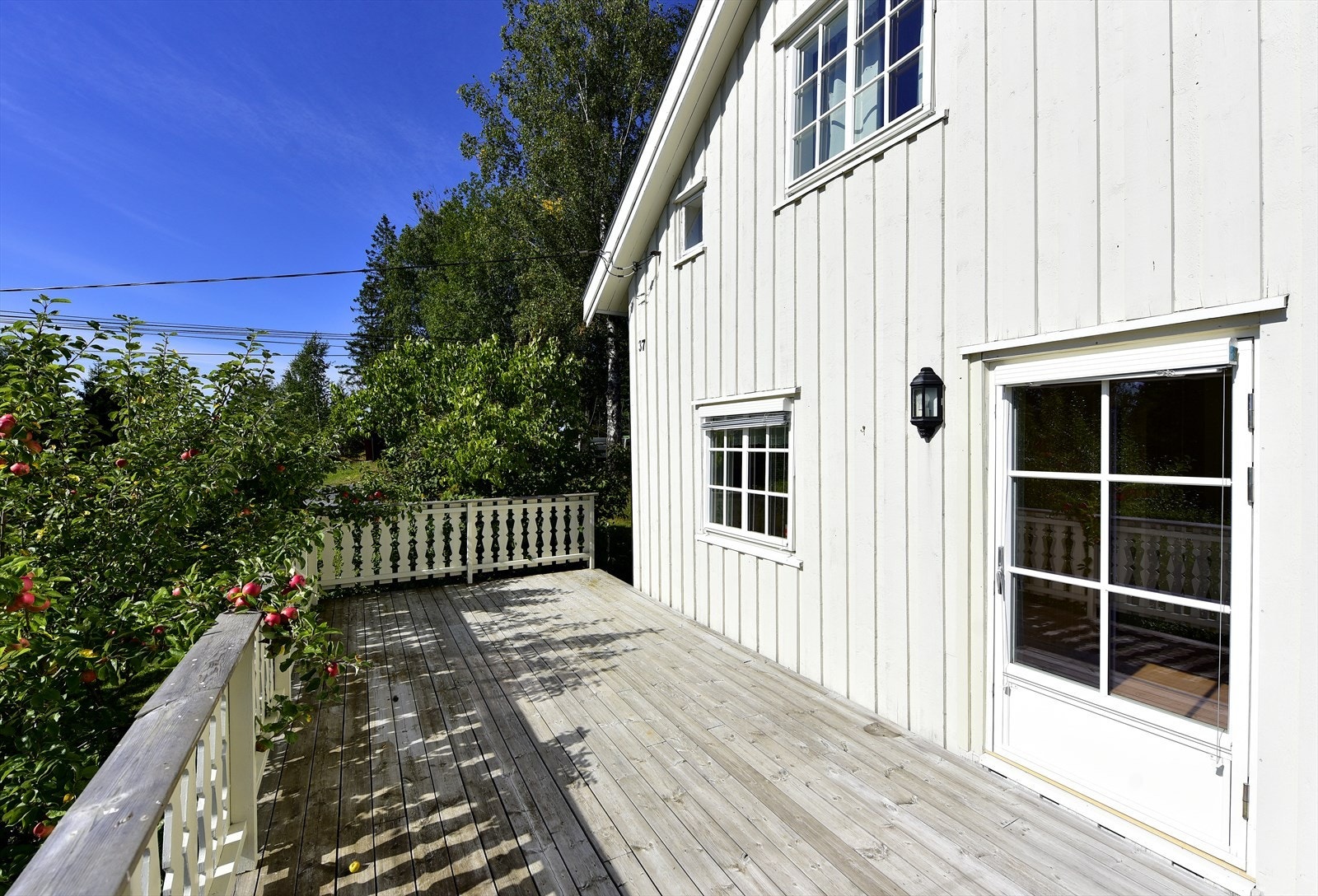 Solrik veranda Galleribilde