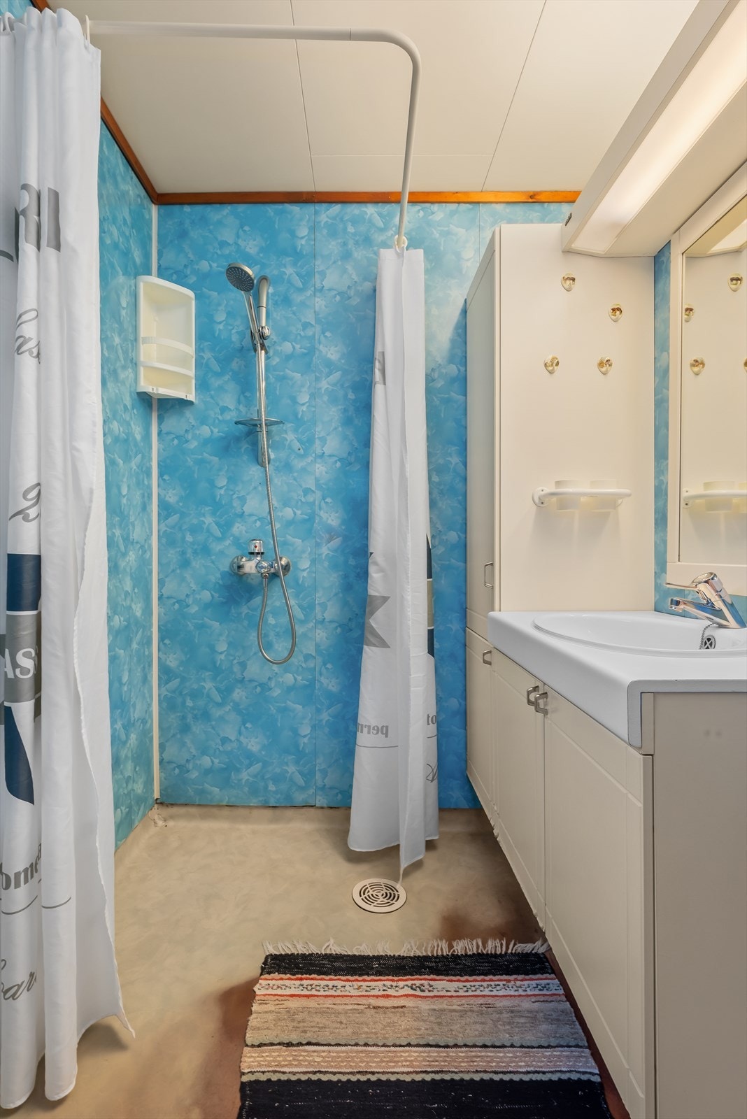 Bad på 5m², ilagt varme i gulv. Galleribilde