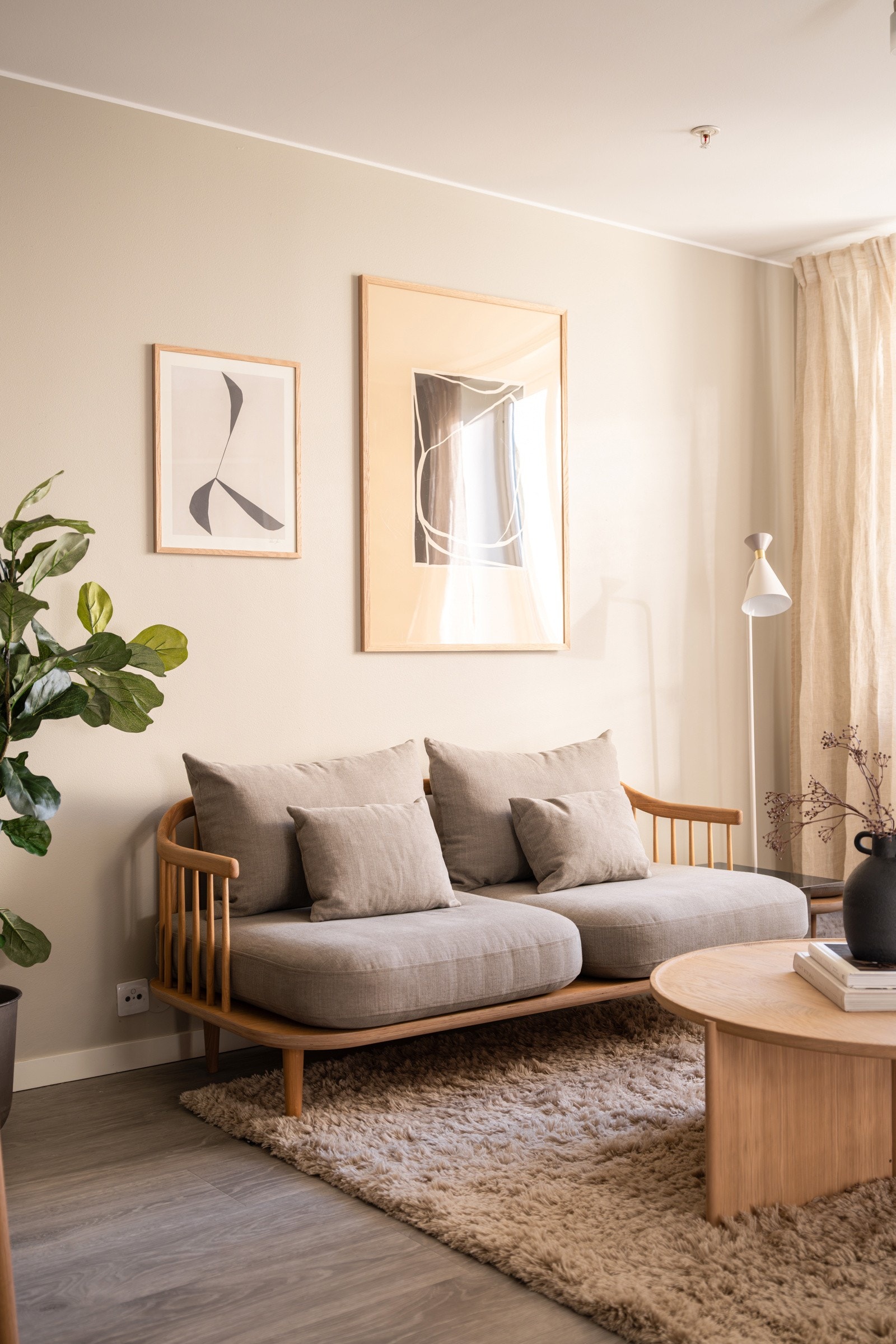 Leiligheten har også balansert ventilasjon som sørger for et sunt og godt inneklima gjennom hele året. Galleribilde