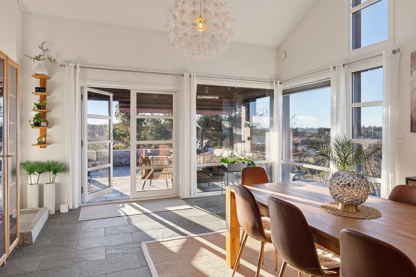 Perfekt for middager og sosiale sammenkomster. Galleribilde