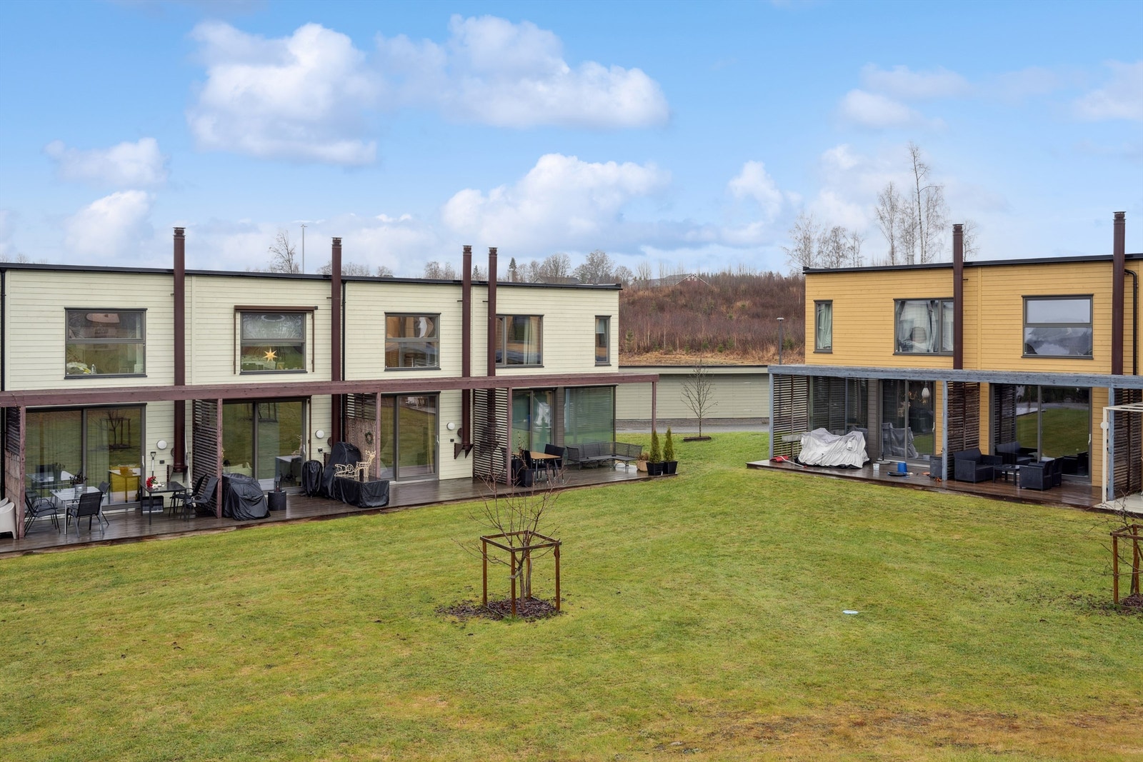 Rekkehuset ligger i et nyetablert og familievennlig boligområde. Galleribilde