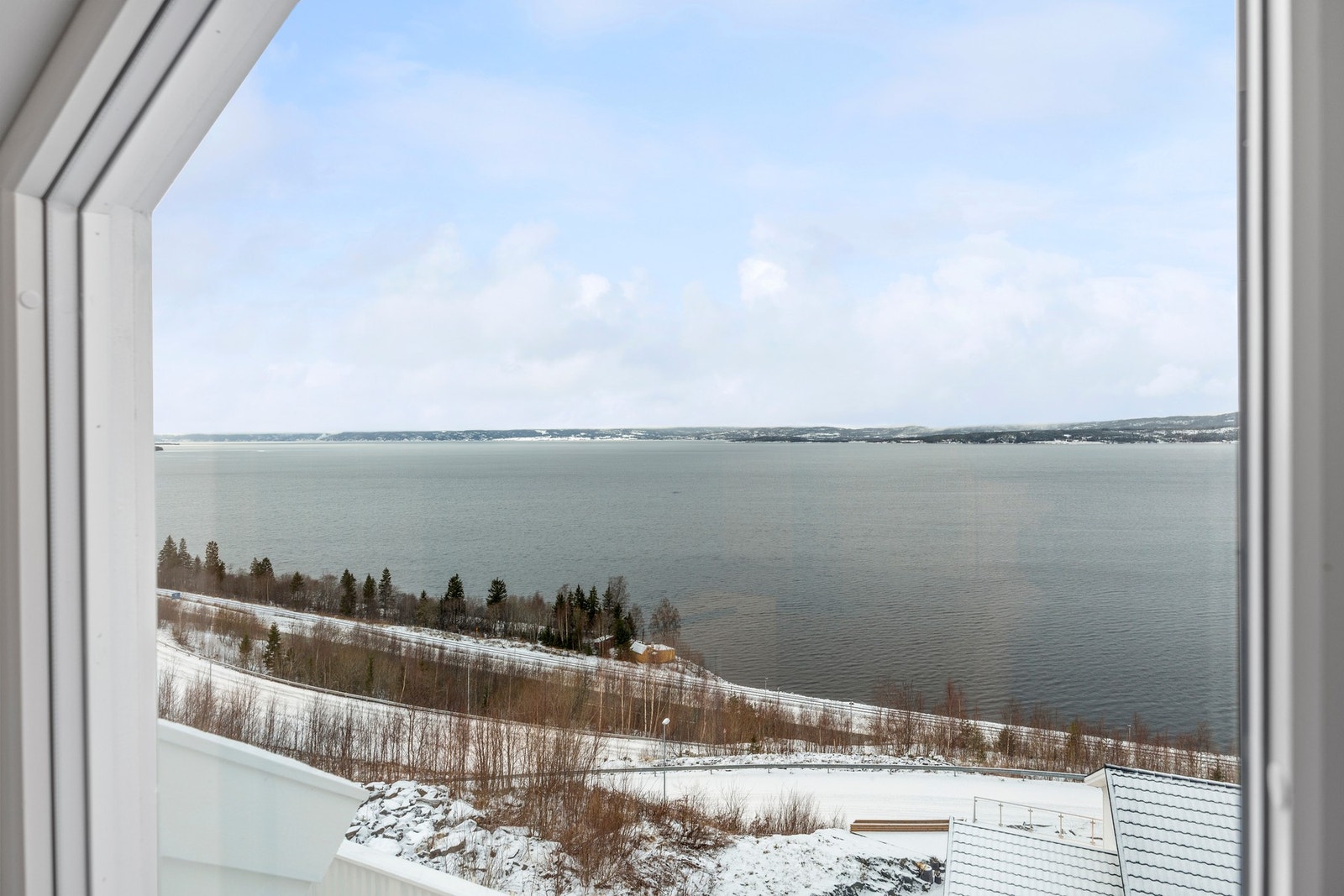 Fjordutsikt Galleribilde