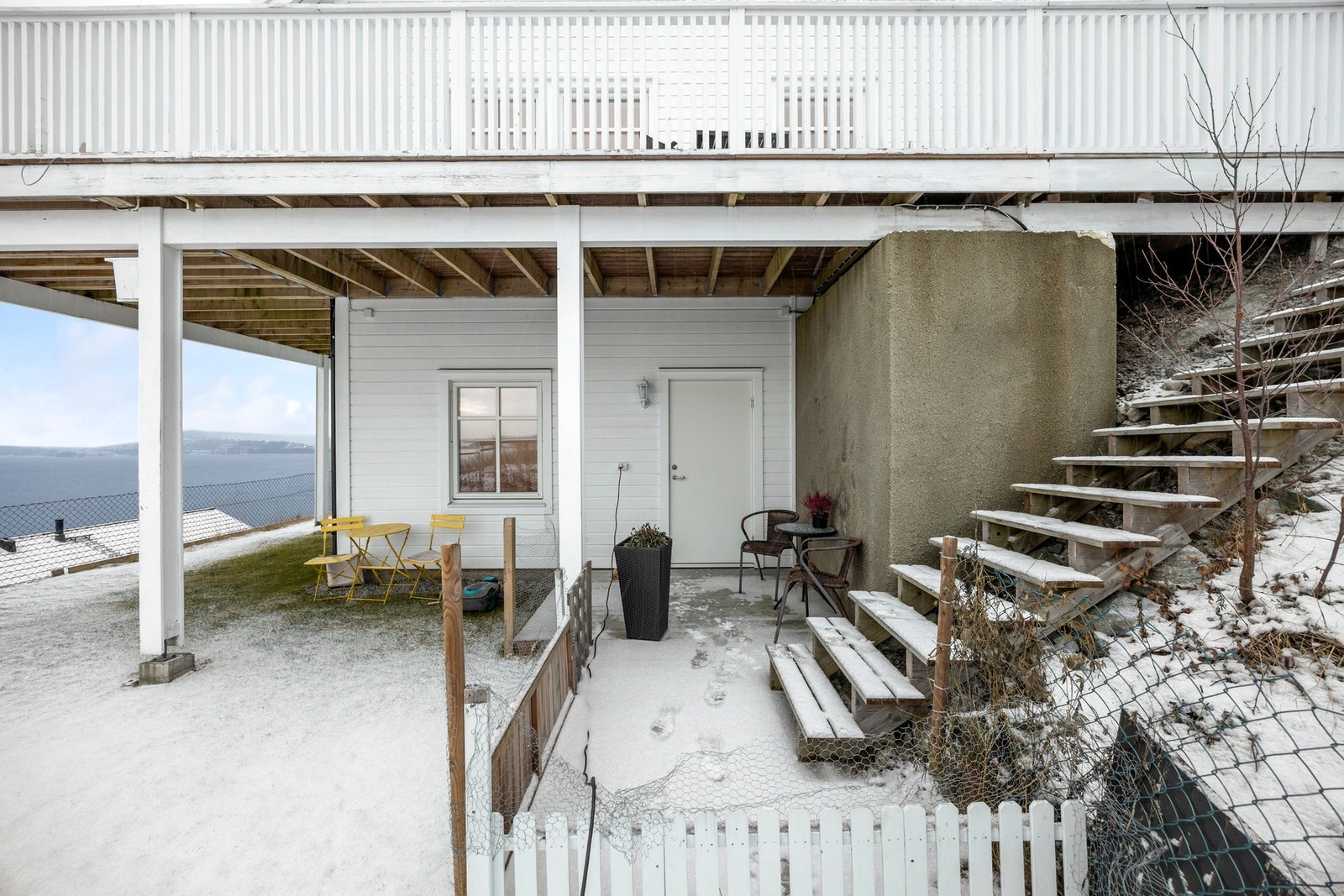 Inngang hybel. Galleribilde