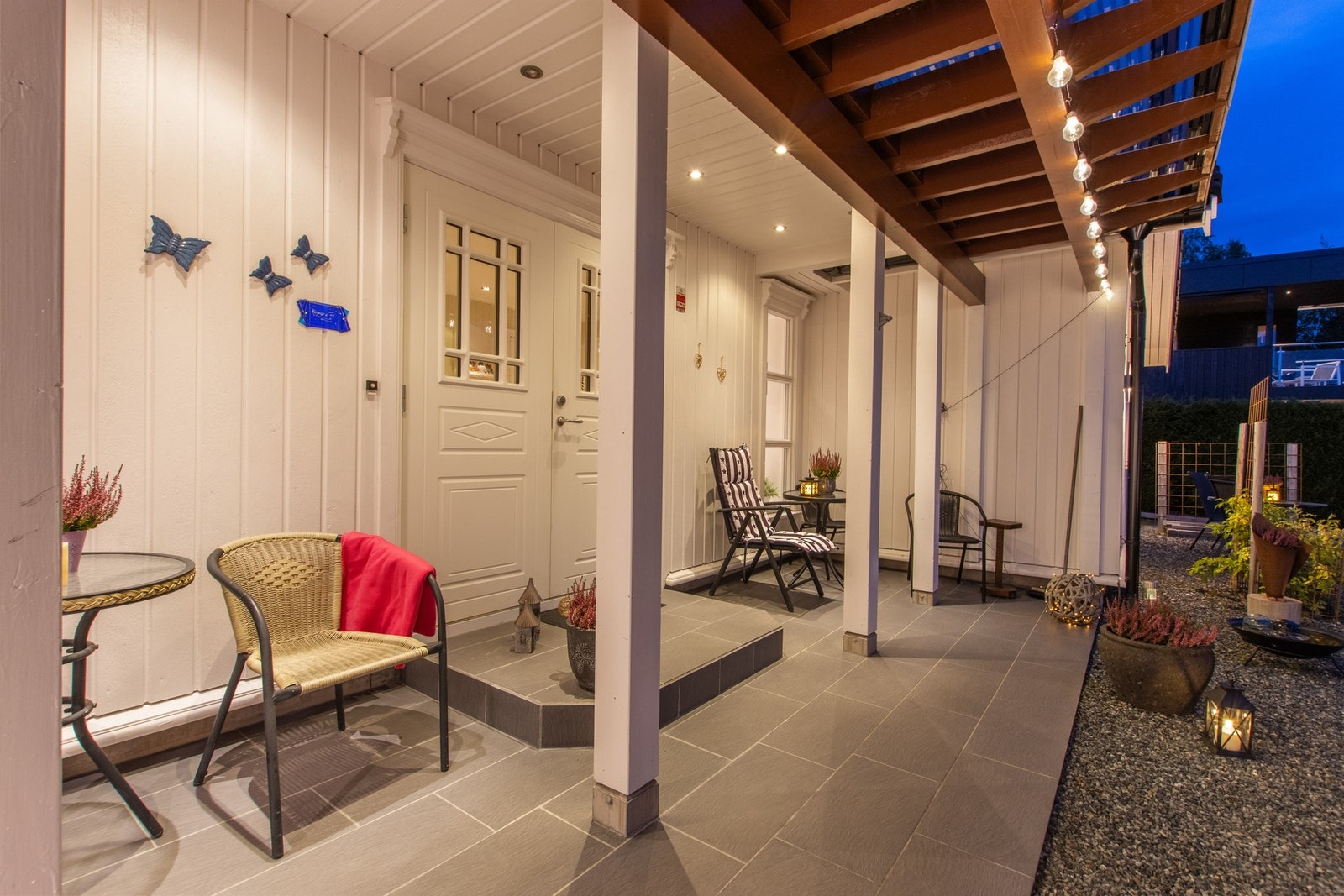 Inngangparti. Galleribilde