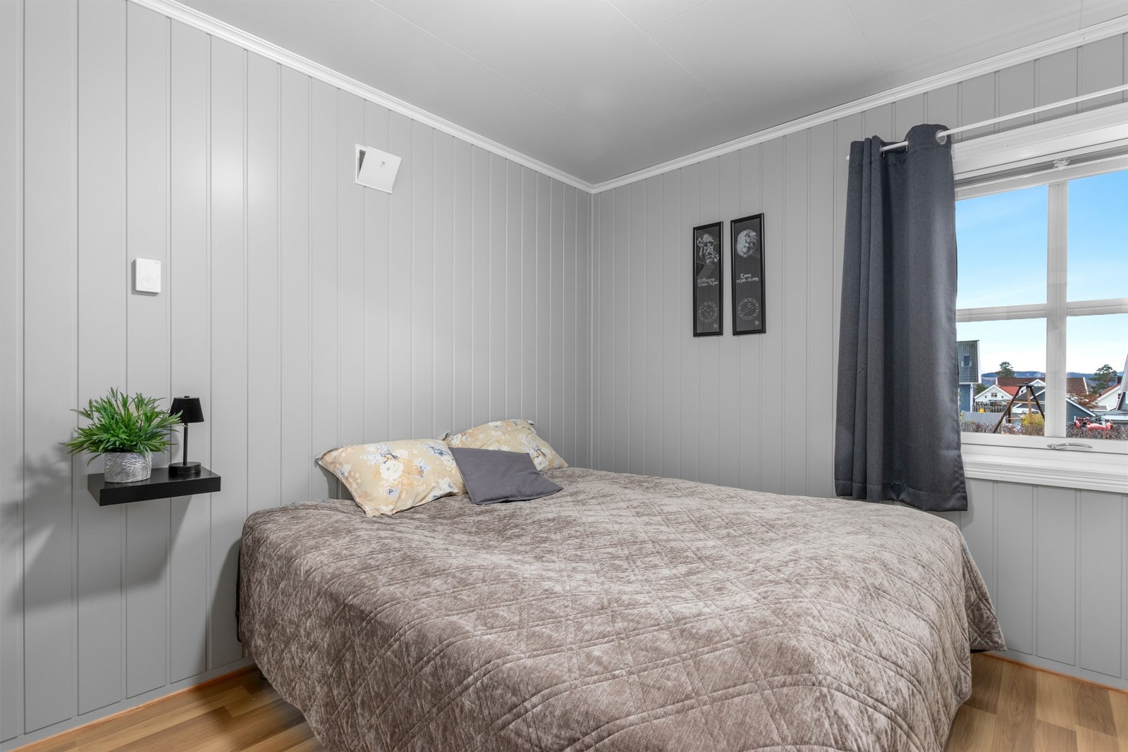 Soverom som ligger like ved hovedbad. Galleribilde