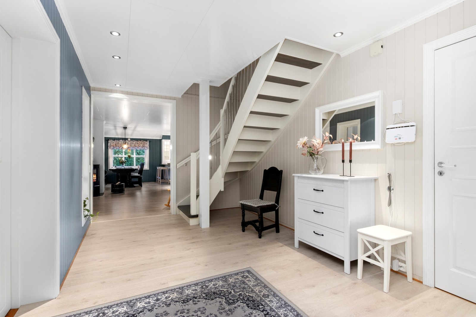 Inngang/hall. Galleribilde