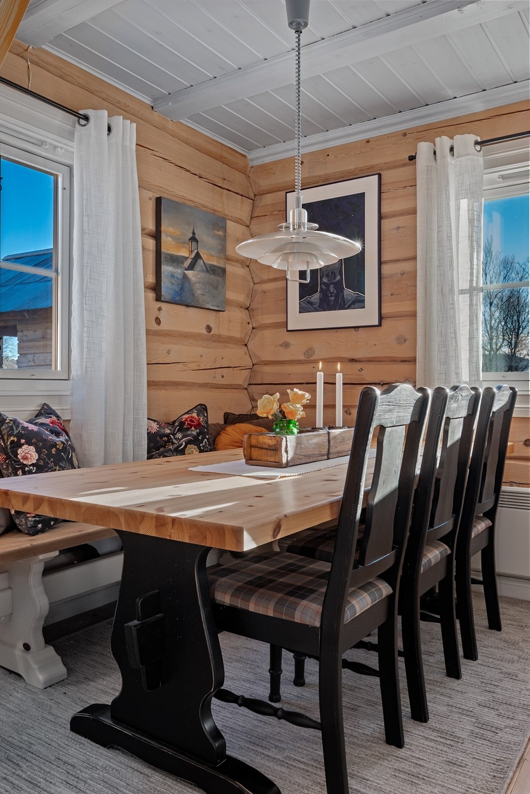 Spisestue. Galleribilde