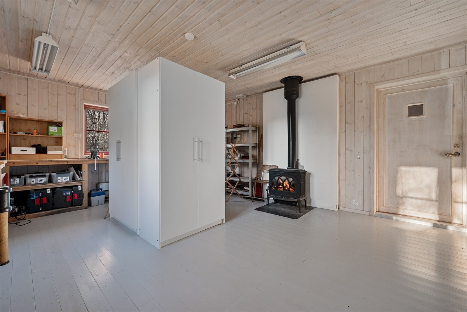 Arbeidsrom i verkstedet på 26,5 kvm. Galleribilde