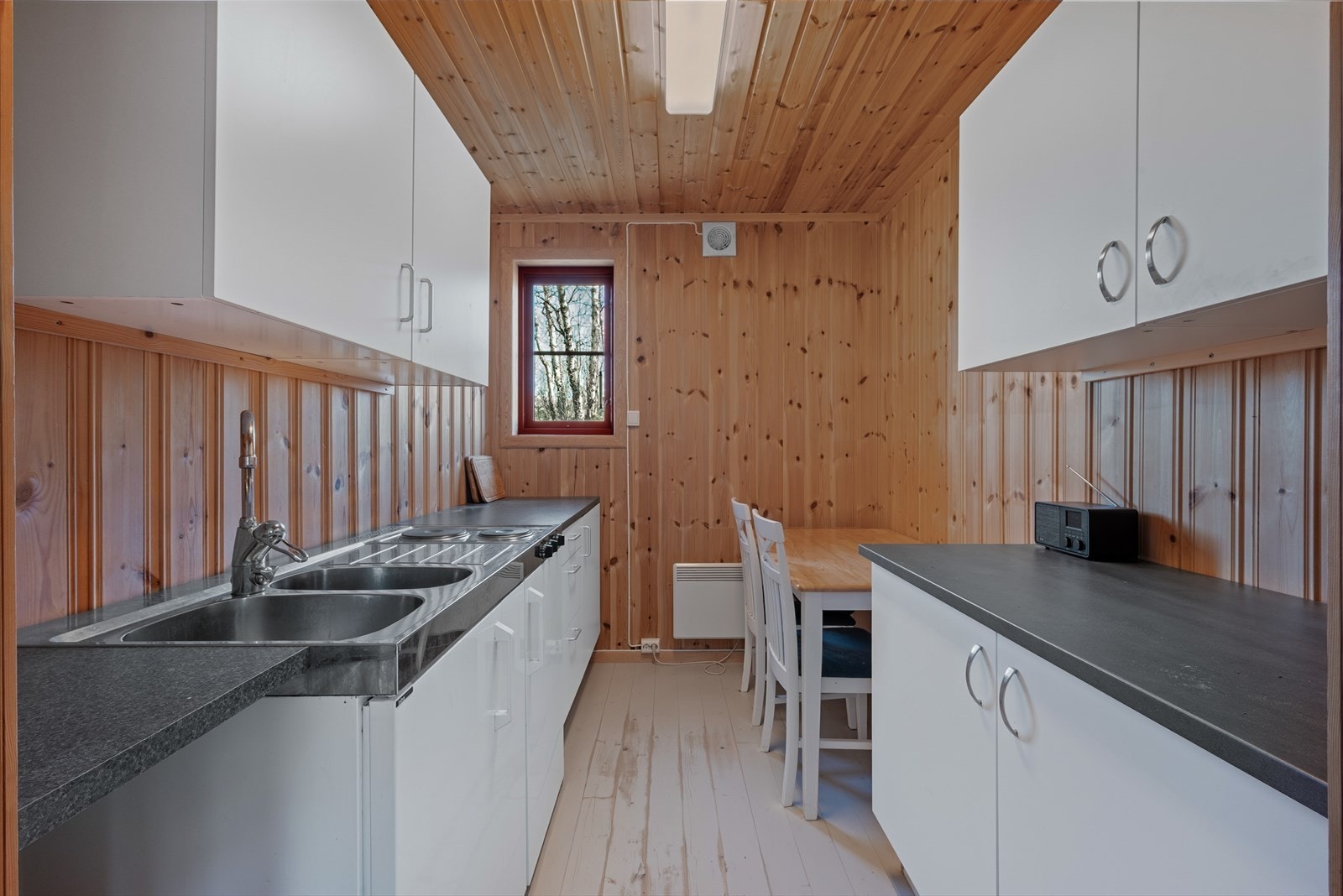 Kjøkken i verkstedet. Galleribilde