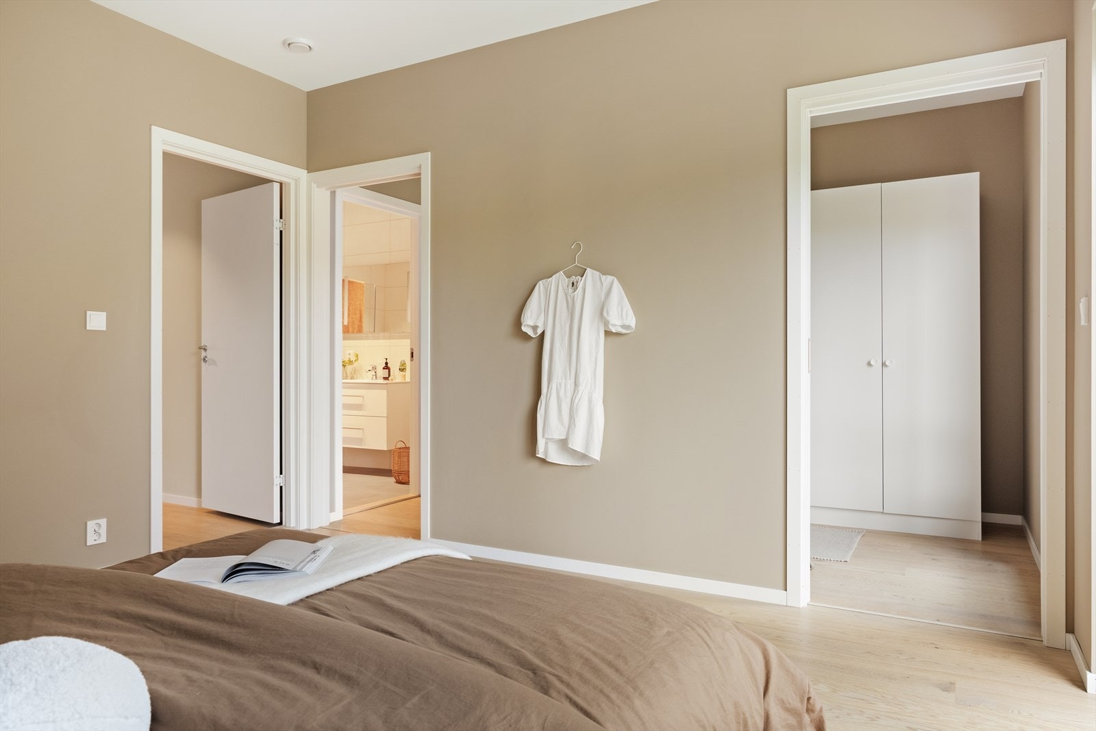 Flotte farger komplimenteres av det naturlige lyset Galleribilde