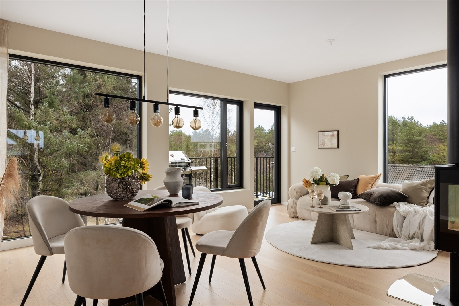 Aktiv Eiendomsmegling v/ Sigbjørn Helland har gleden av å presentere Kollevågvegen 223I! Galleribilde