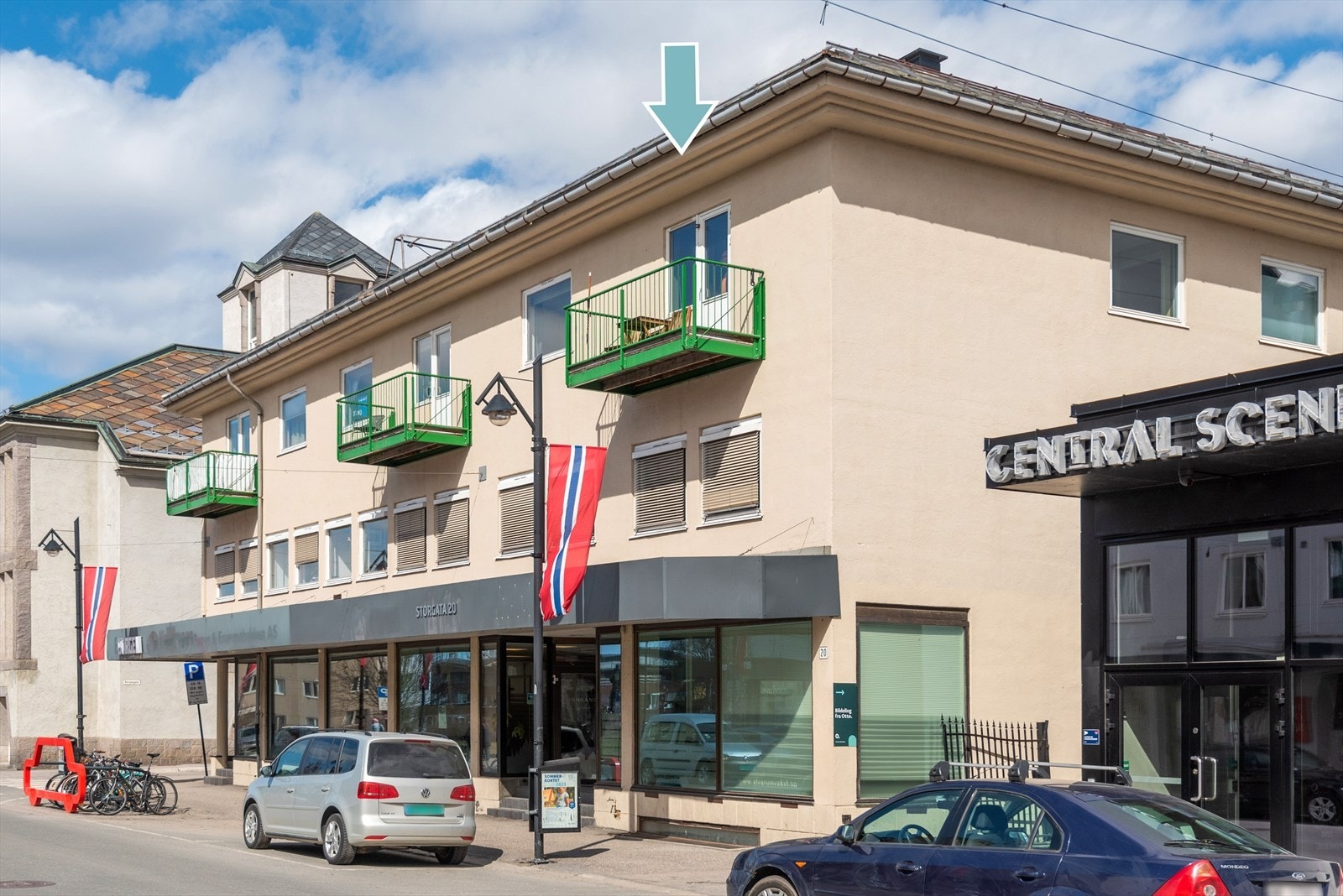 Leiligheten ligger pent til på enden av bygget, med fin utsikt og gode solforhold. Galleribilde