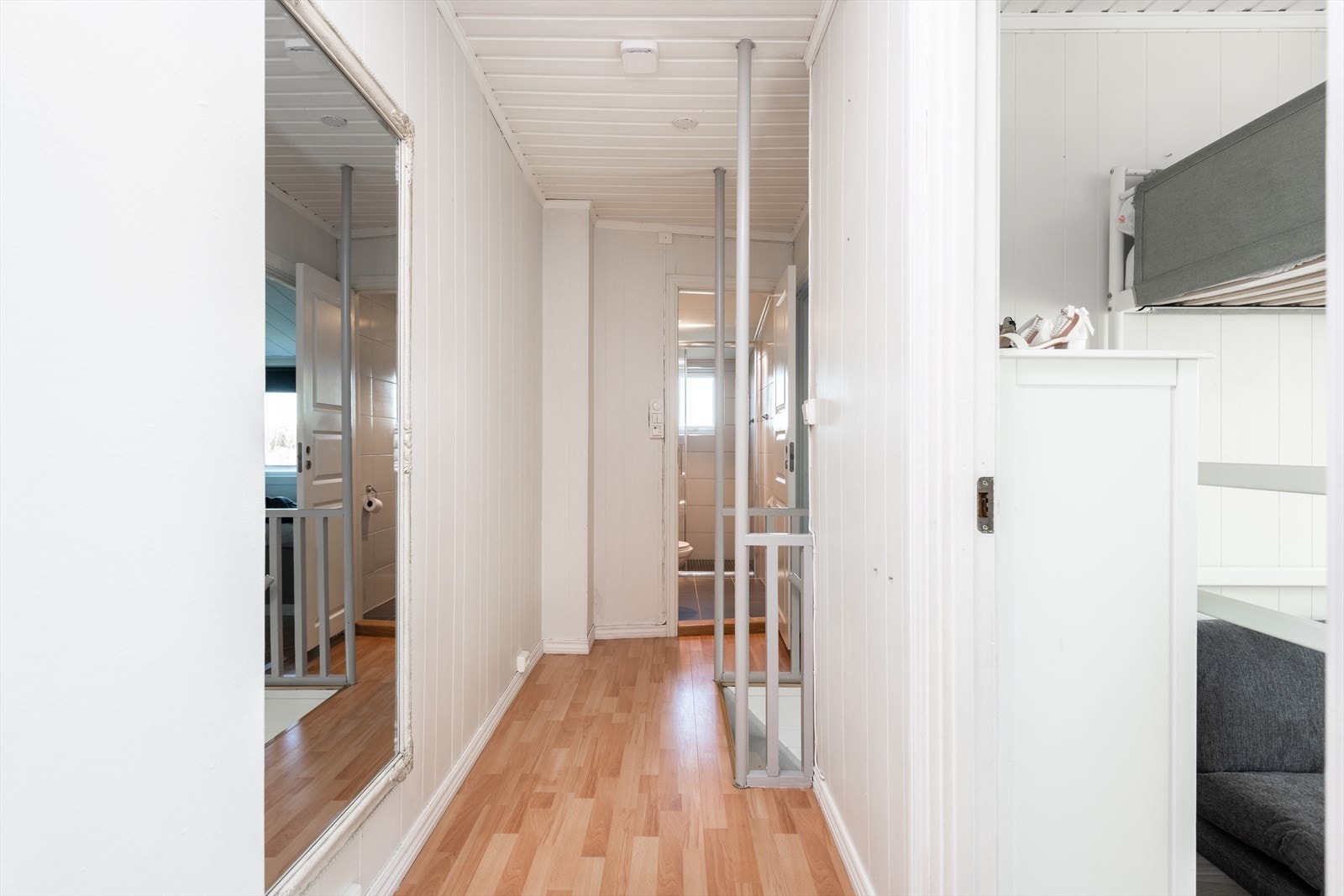 Soveromsgang 2 etg. Galleribilde