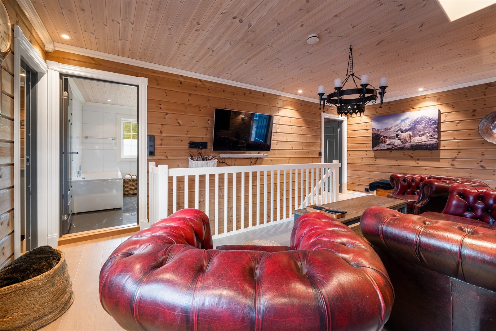 Trivelig og funksjonell loftstue. Galleribilde