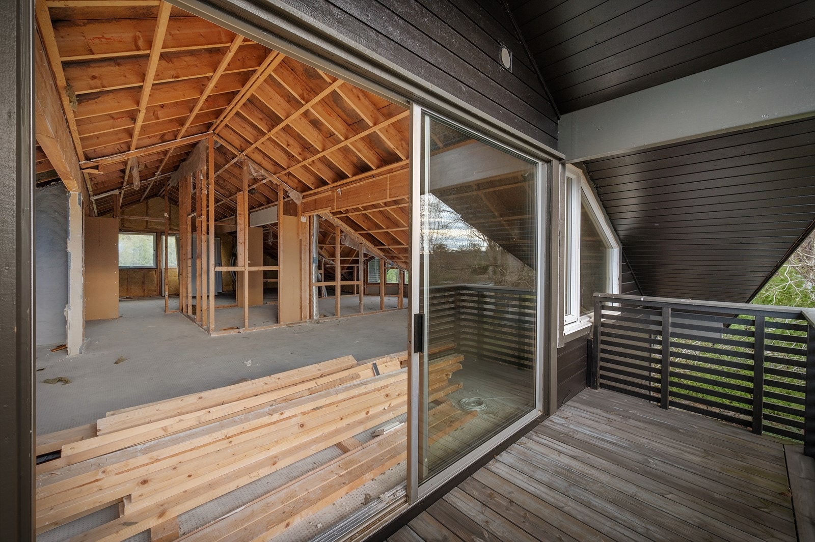 - Emera eiendomsmegling v/Erlend Stokmo har gleden av å presentere Tjørnhaugen 76 - Galleribilde