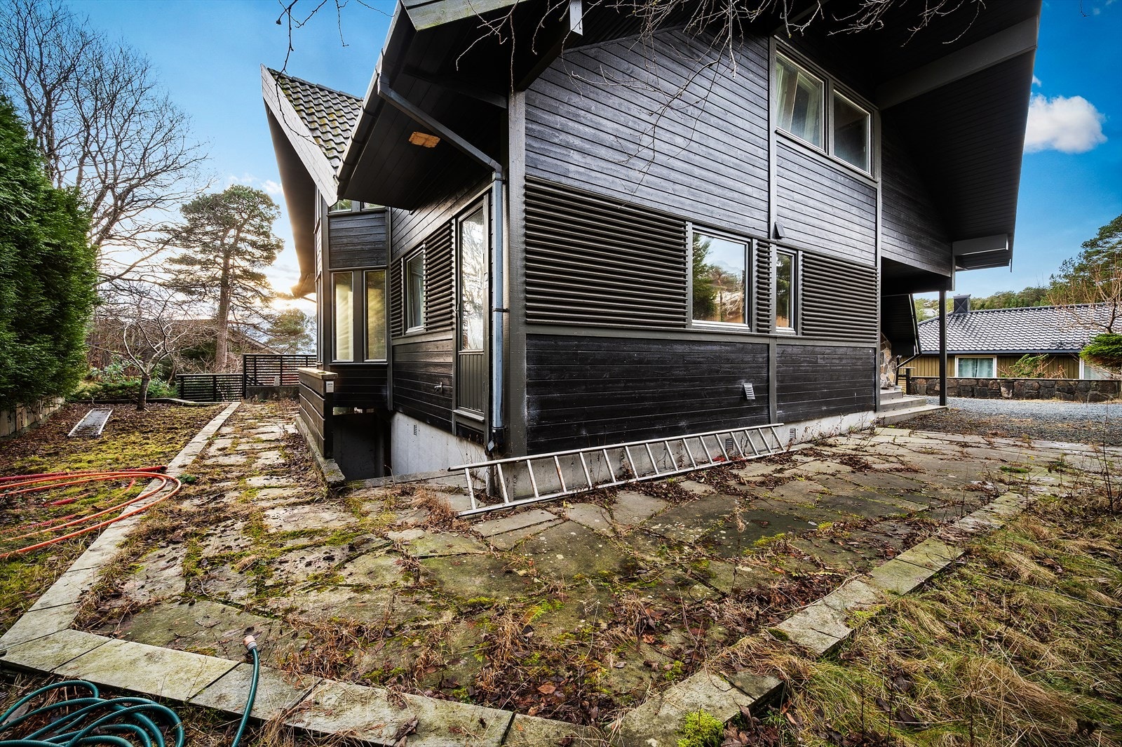 - Emera eiendomsmegling v/Erlend Stokmo har gleden av å presentere Tjørnhaugen 76 - Galleribilde