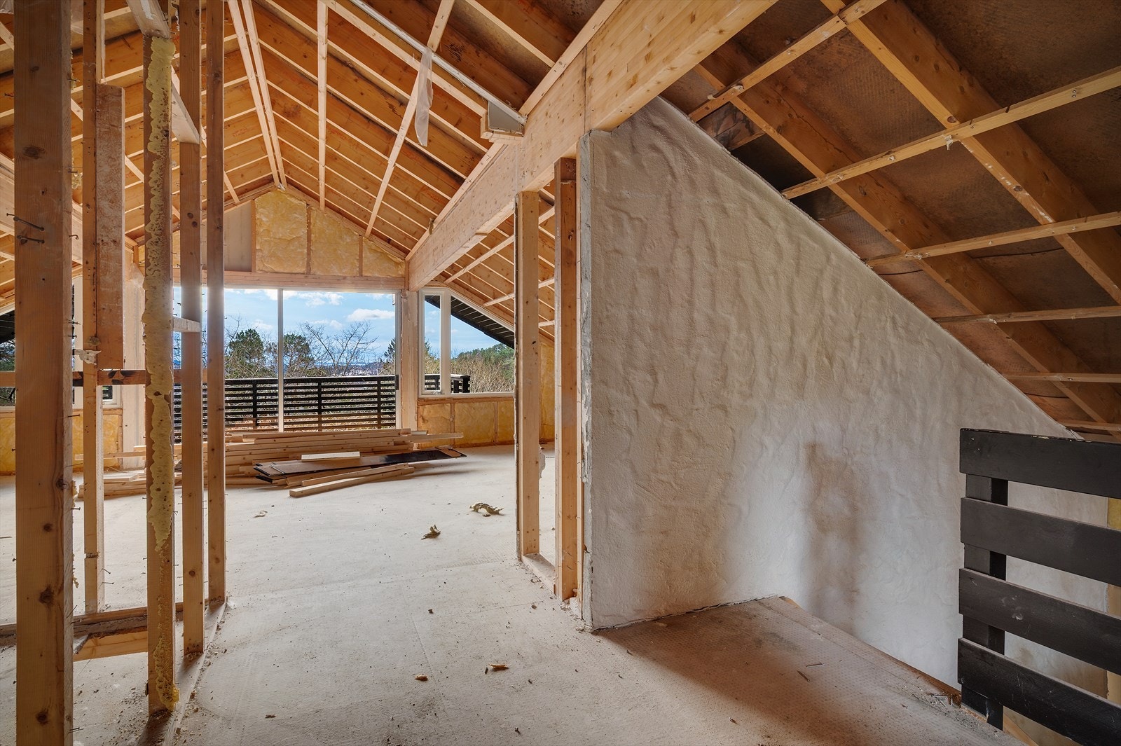 - Emera eiendomsmegling v/Erlend Stokmo har gleden av å presentere Tjørnhaugen 76 - Galleribilde