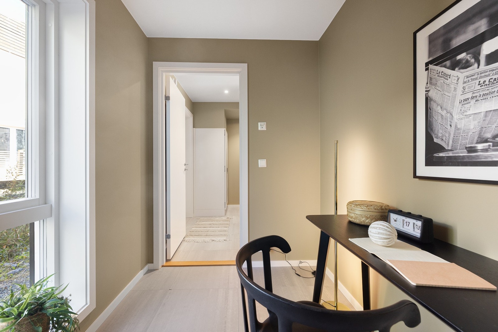 Ved entréen finnes disponibelt rom med flere bruksmuligheter Galleribilde