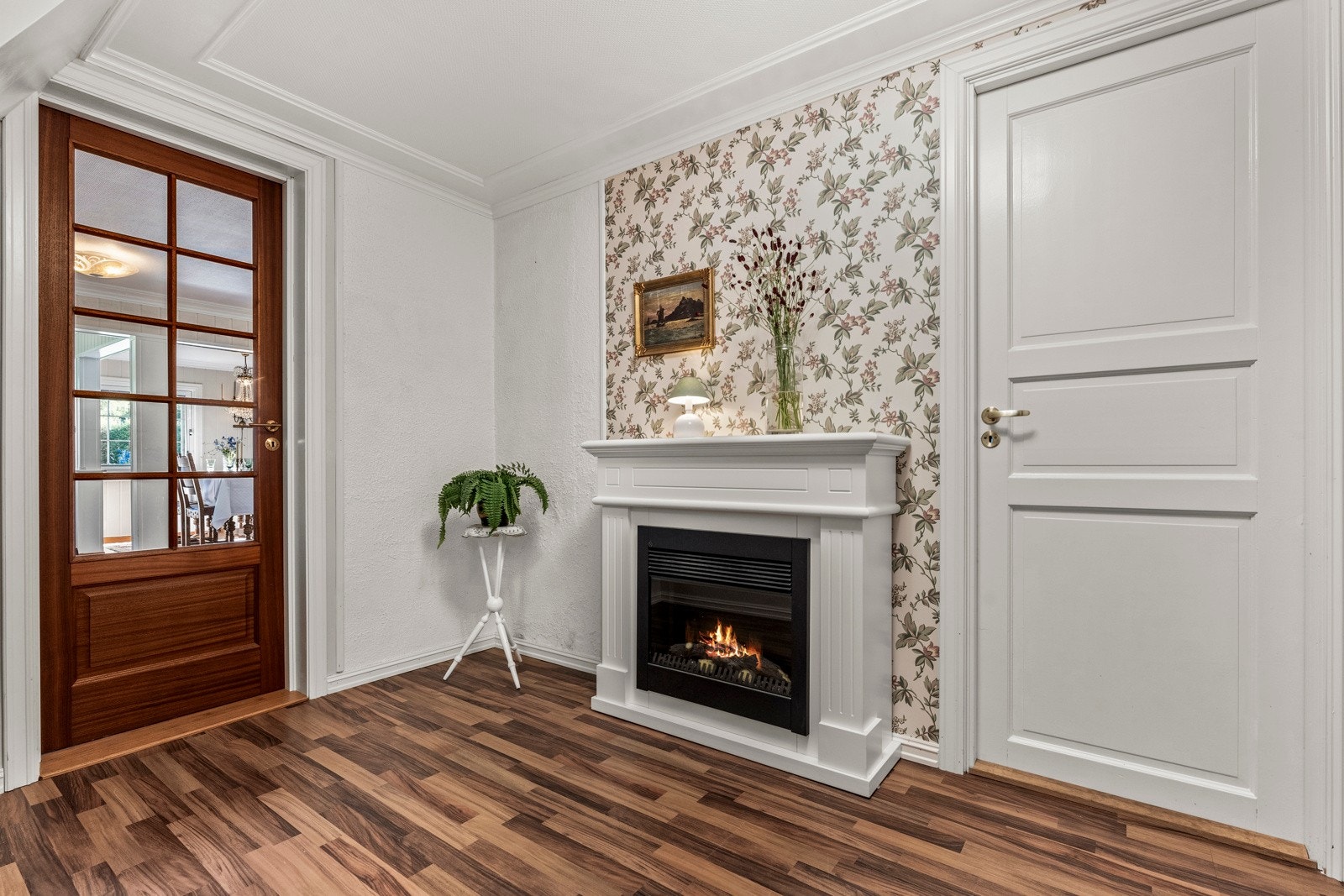 Det er også en stor og praktisk gang Galleribilde