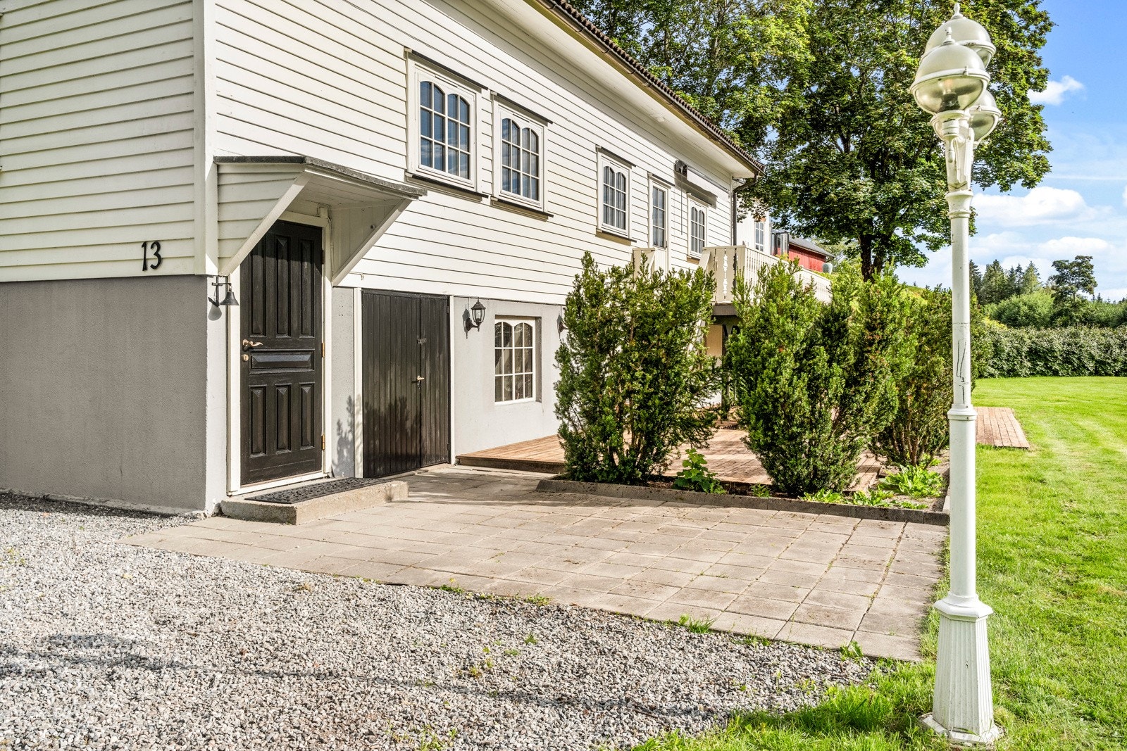 Pent opparbeidet inngangsparti Galleribilde