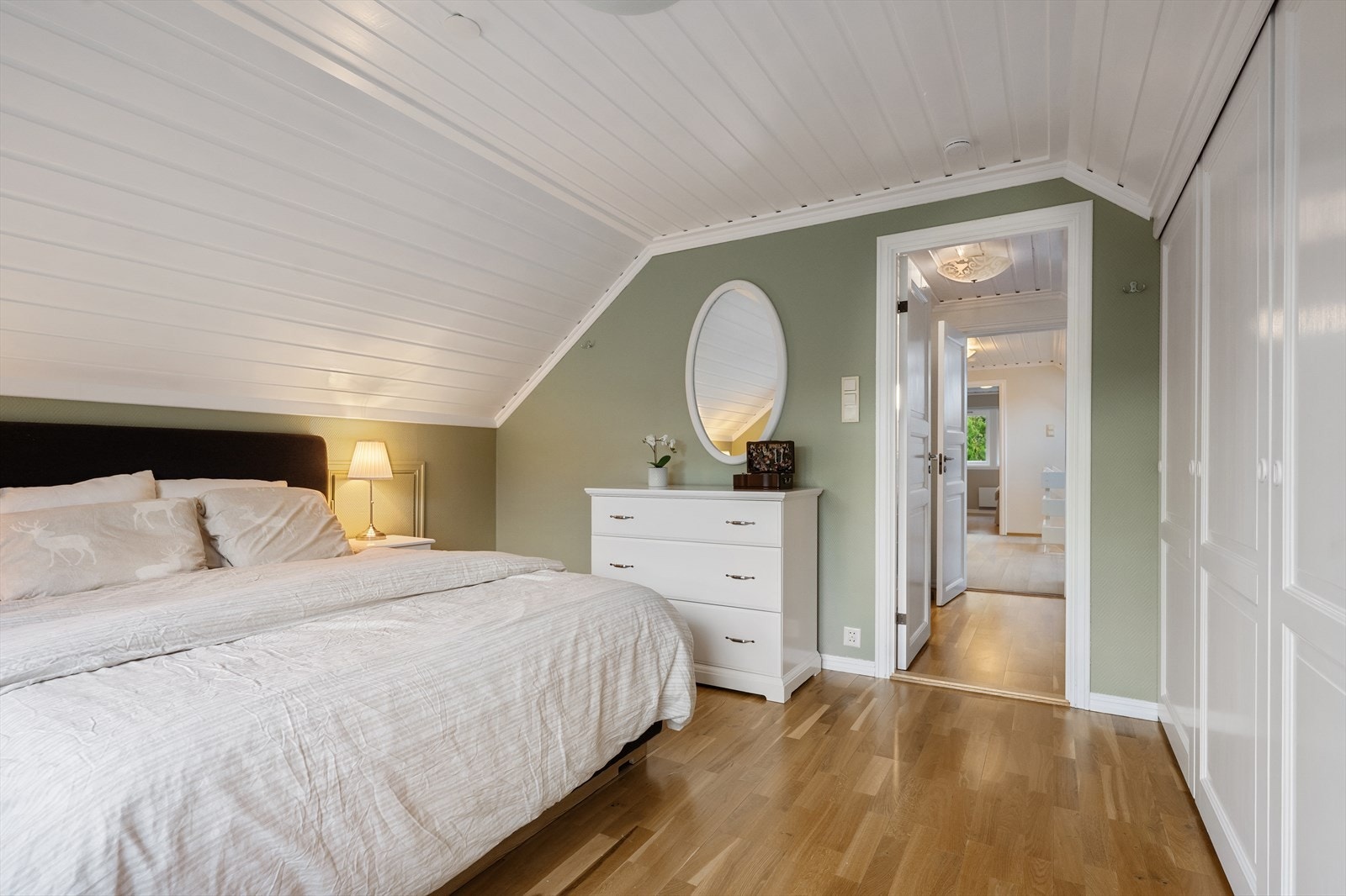 Soverom 1 i 2. etasje. Galleribilde