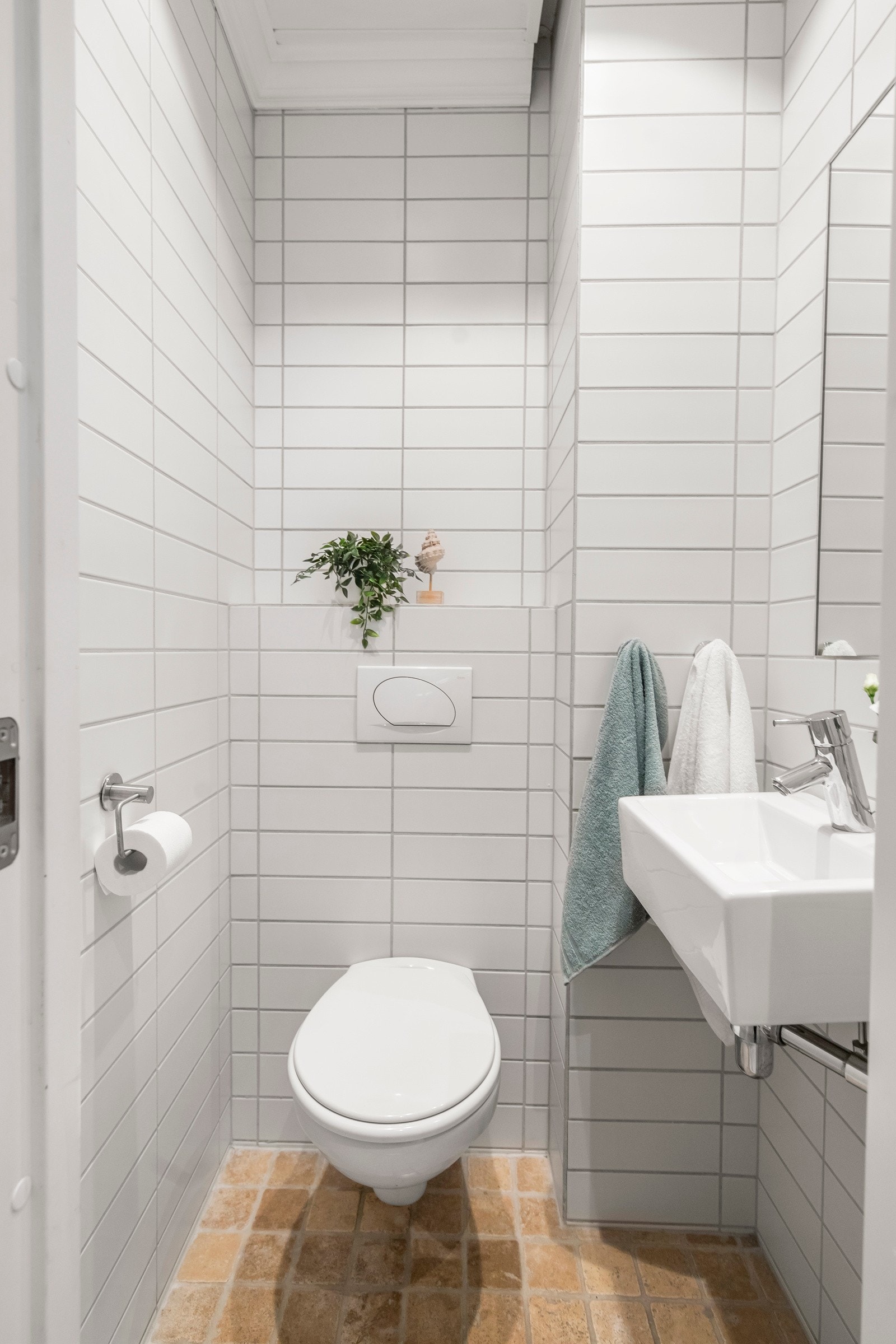 Toalett i mellomgang Galleribilde