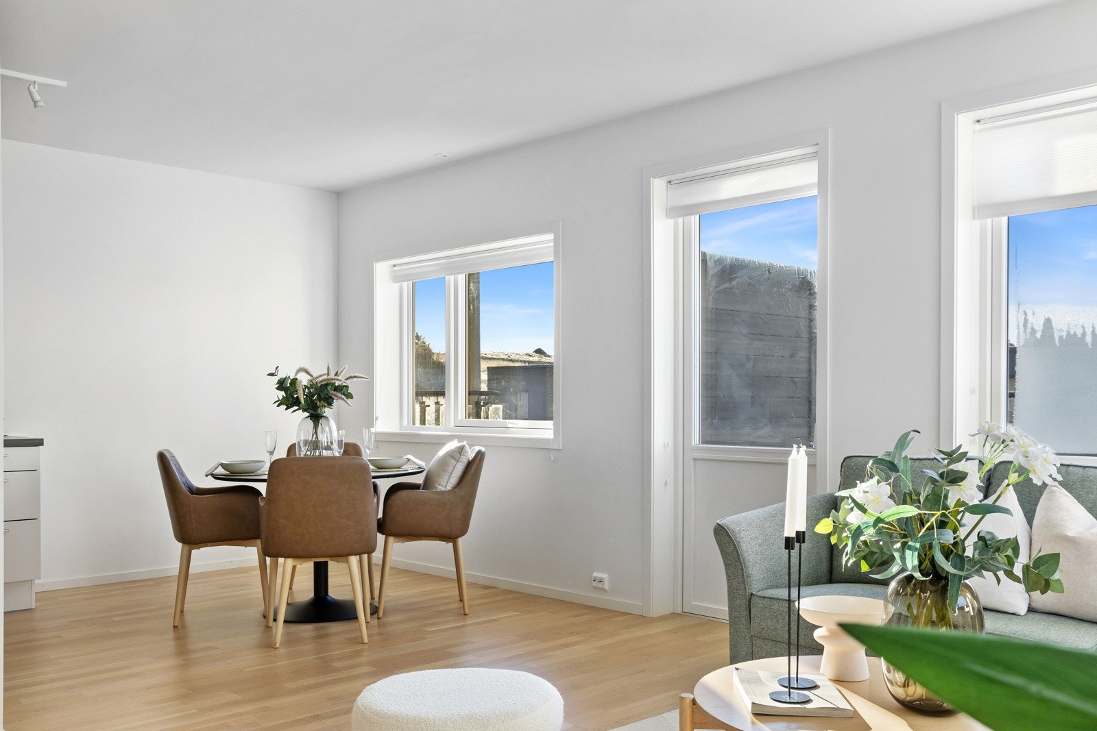 Ingen innsyn grunnet sin beliggenhet i høyden. Galleribilde